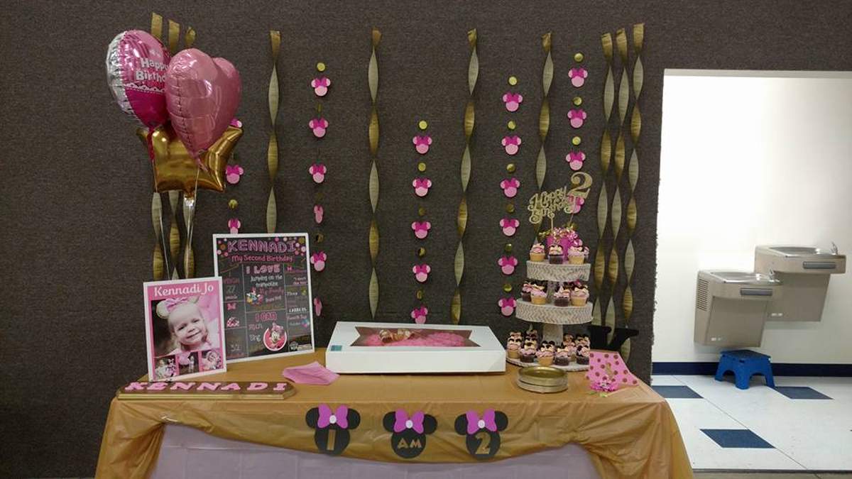 Kennadi's Magical Minnie's Bowtique Birthday - Minnie Mouse