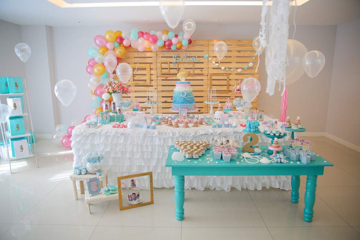  Mermaids birthday party - mermaid