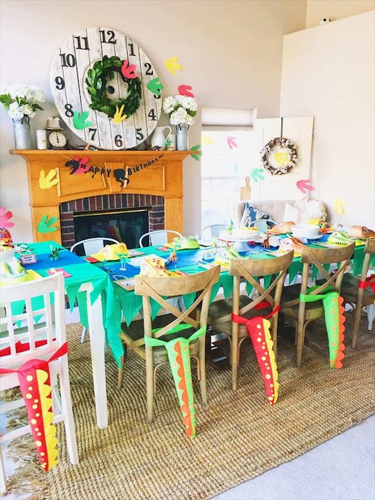 A DIY Dinosaur Birthday Bash - Dinosaurs 
