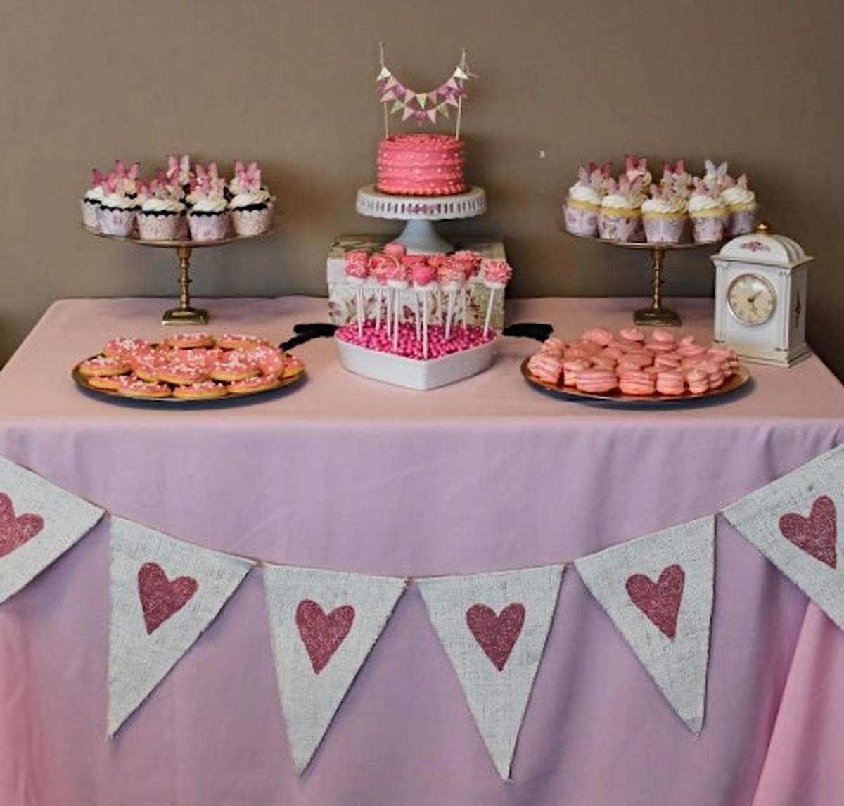 A Very Merry UnBirthday in ONEderland - Alice in Wonderland