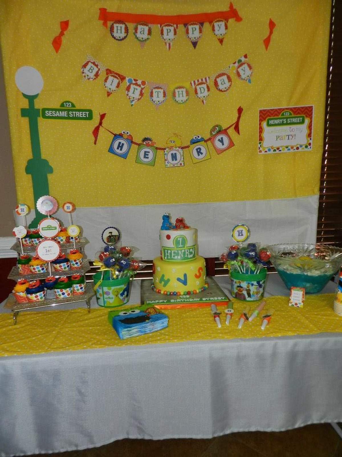 123 Henry St - Sesame Street