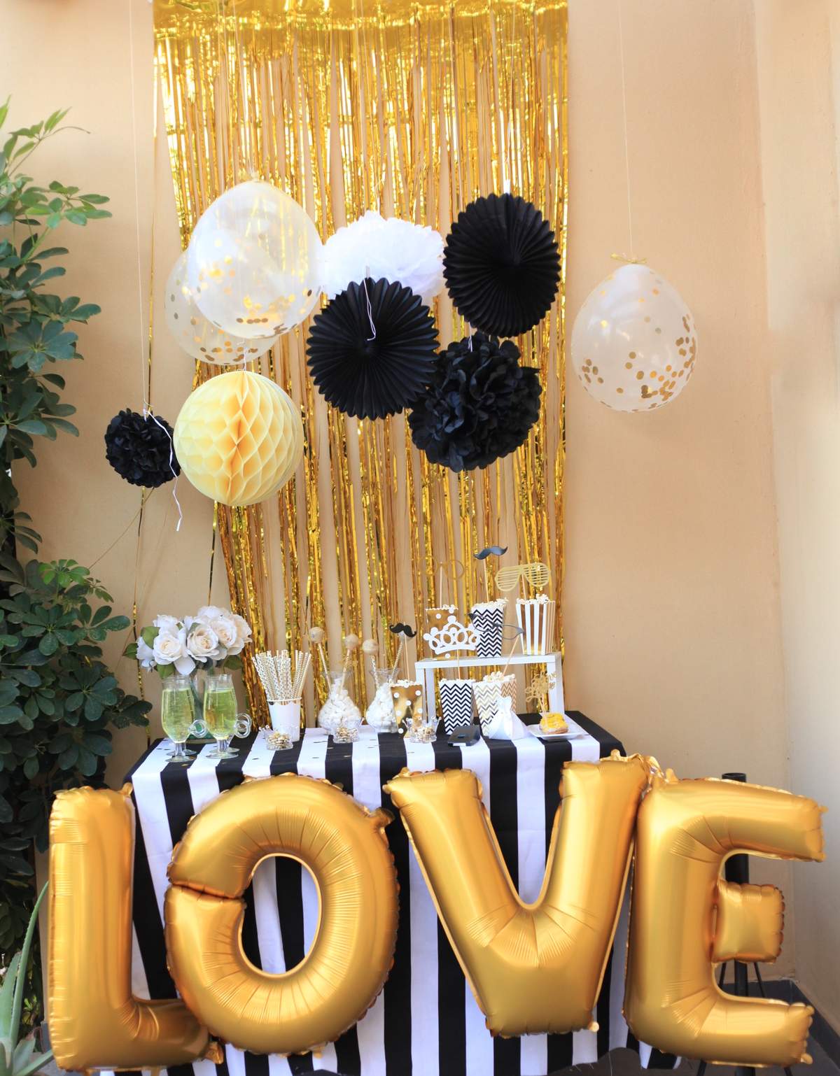 Black and Gold glam party - Glam