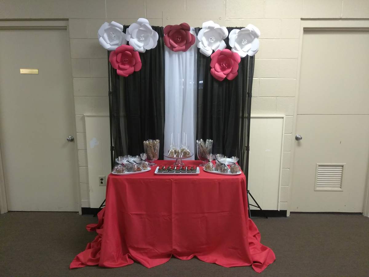 Love and Laughter Dinner party - Red white and silver