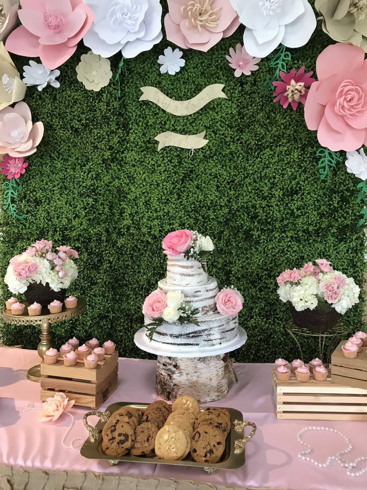 Nilka's Vintage burlap and birdcages baby shower  - Vintage / Retro