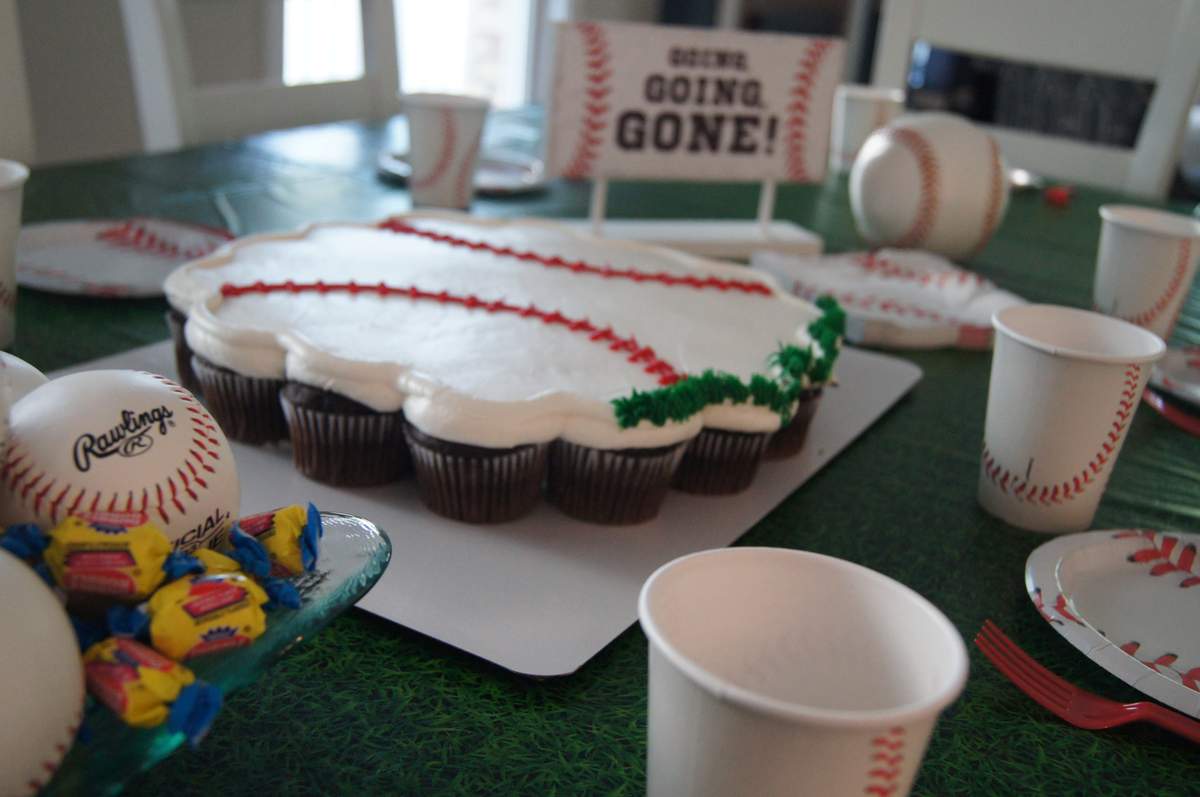 Take me out to the Ballpark - Baseball