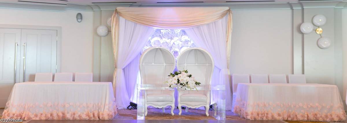 WoW factor Wedding - None