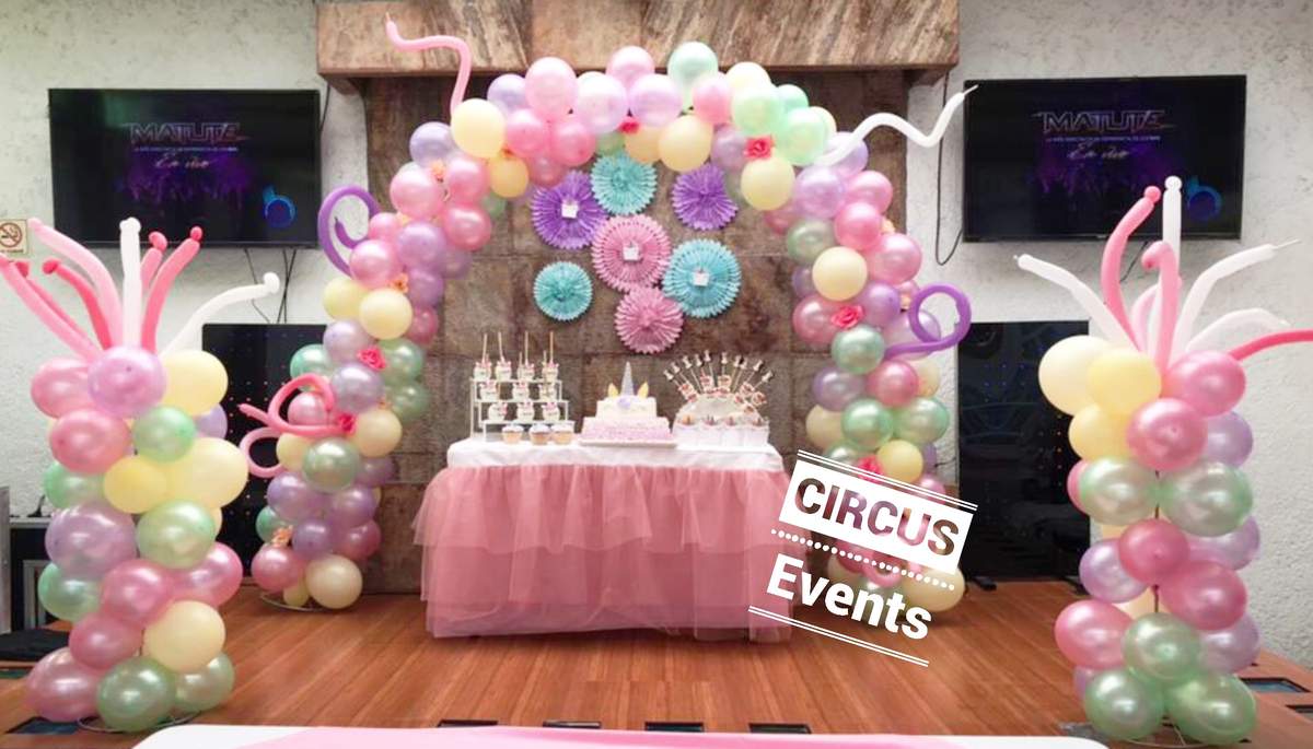 Unicorn birthday party - Unicorns