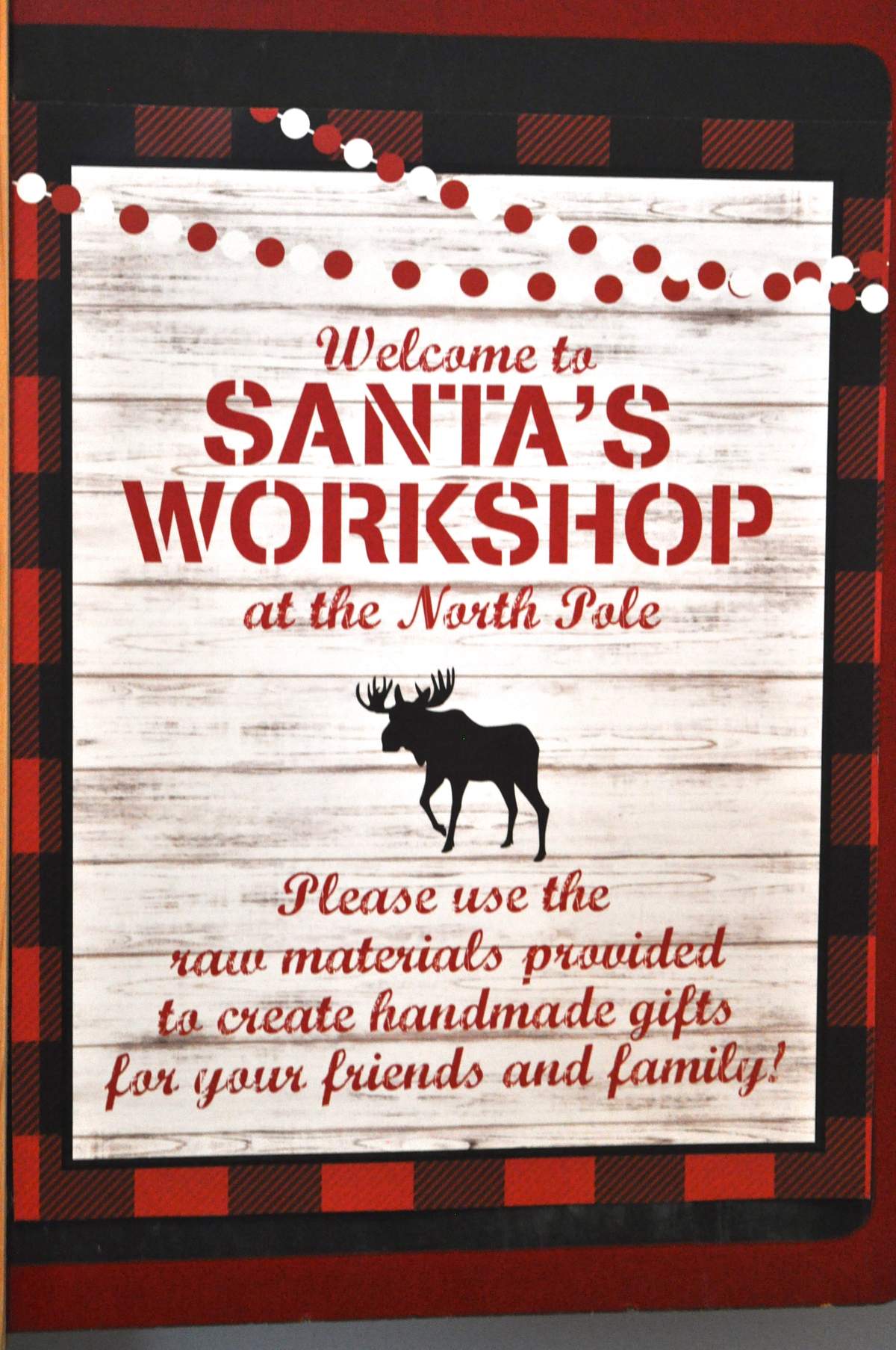 santa-s-workshop-christmas-holiday-party-ideas-photo-2-of-54-catch