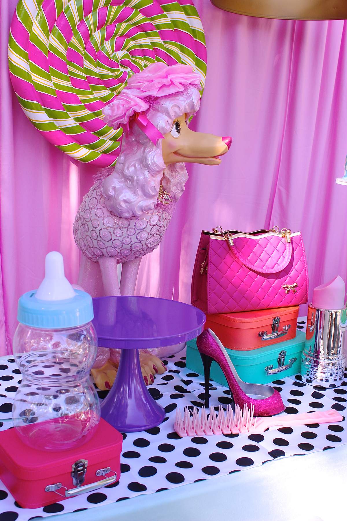 LOL Surprise Doll Birthday Party Ideas | Photo 15 of 17 | Catch My Party