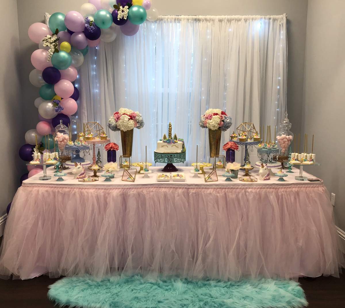 Dalylah's Magical Unicorn Celebration - Unicorn