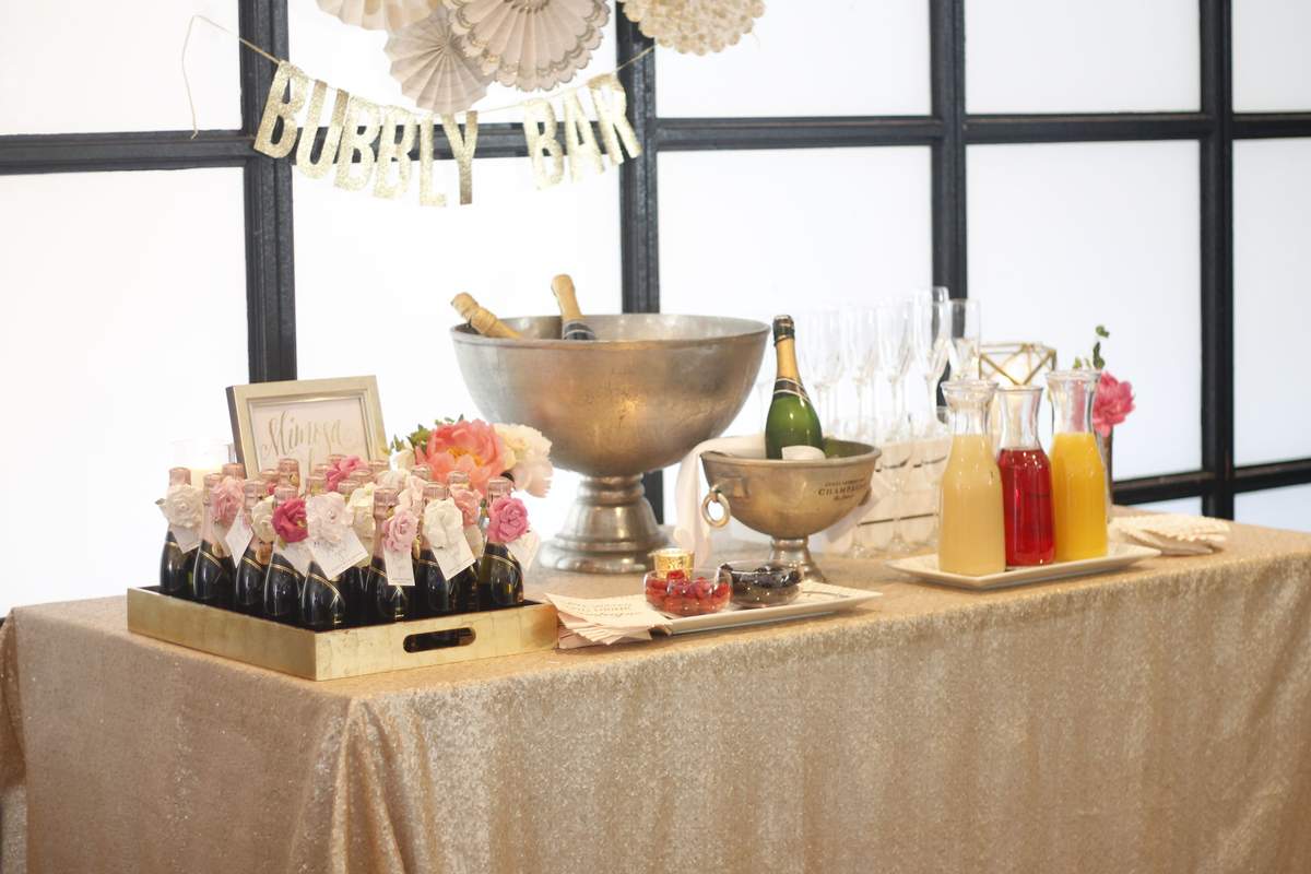 Love / Romance Bridal/Wedding Shower Party Ideas Photo 2 of 58