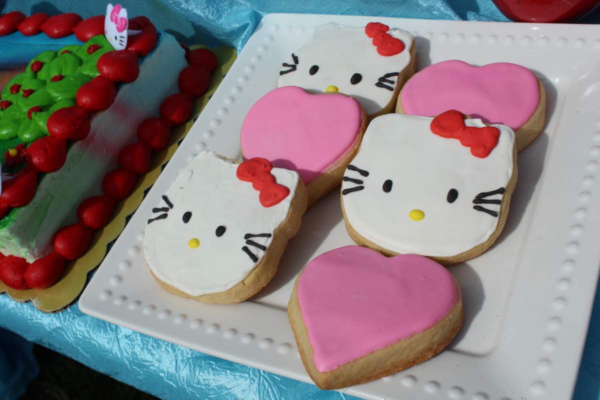 "Hello 7" - A Hello Kitty Birthday Soiree for Sweet Samantha - Hello Kitty