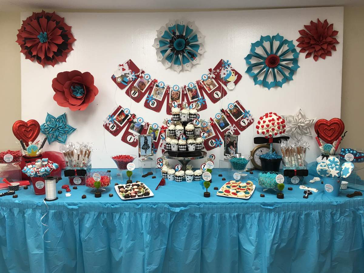 Delphine's Winter in One-derland - Alice in Wonderland and Winter 