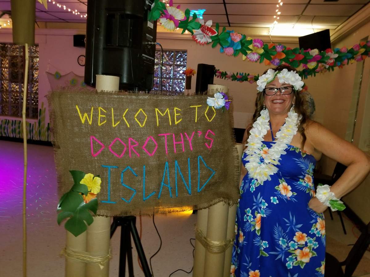 Luau / Hawaiian Birthday Party Ideas | Photo 1 of 14 | Catch My Party
