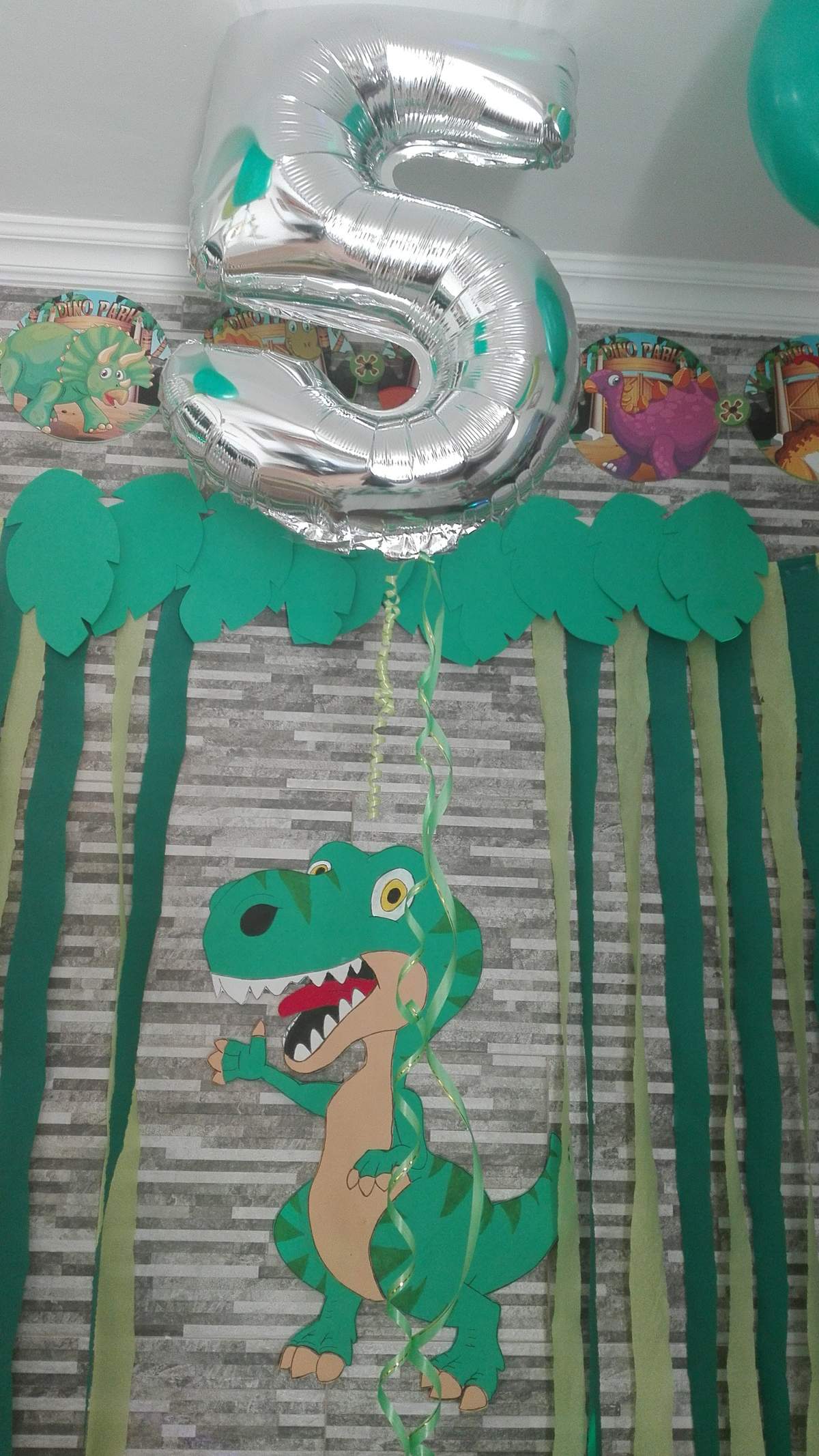 Dino Birthday Party - Dinosaurs