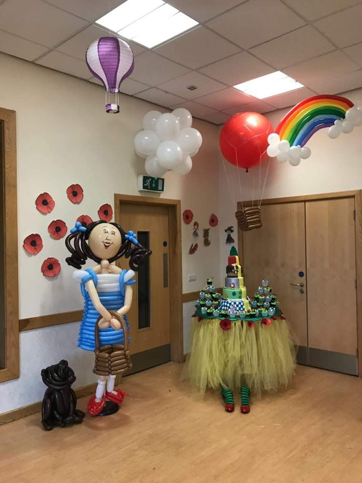 Emilia’s Wizard of Oz Party  - Follow The Yellow Brick Road 