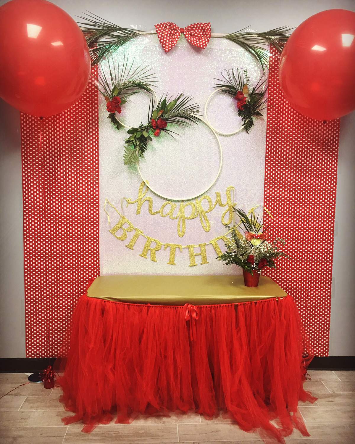 Red floral Minnie Mouse 1st Birthday  - Floral Minnie Mouse 