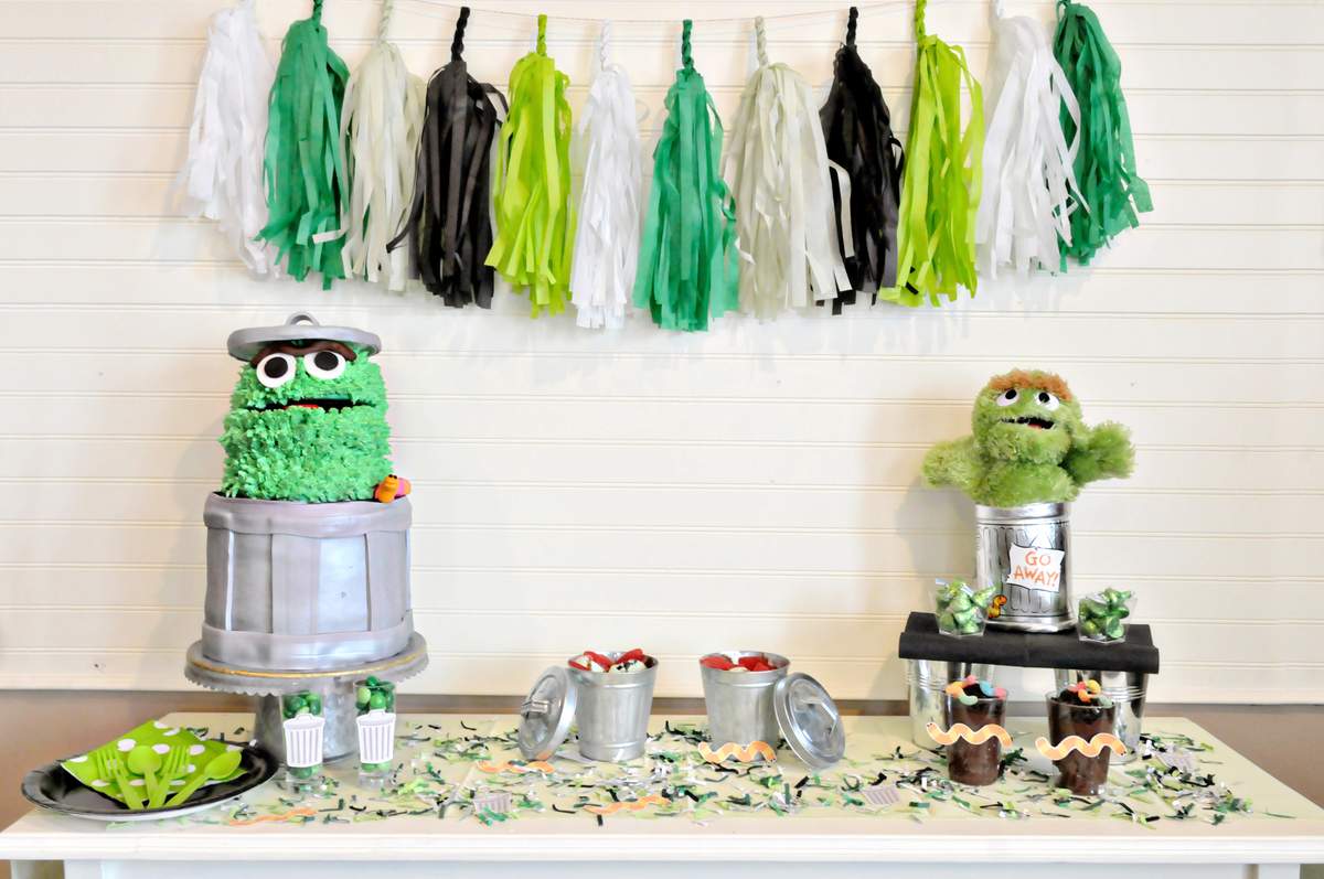 Oscar the Grouch Party - Sesame Street