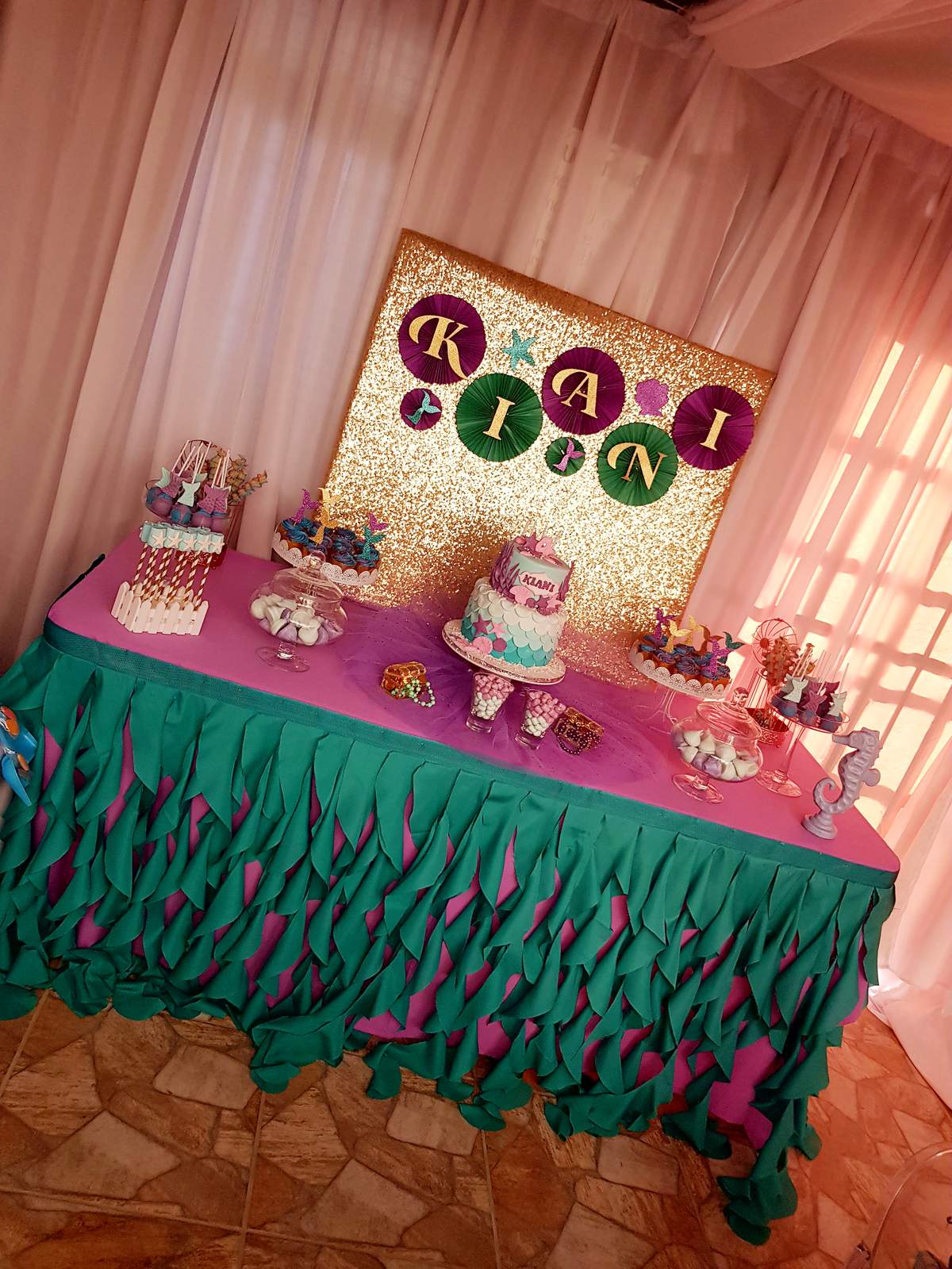 Kiani's Awesome Mermaid Party - Mermaid