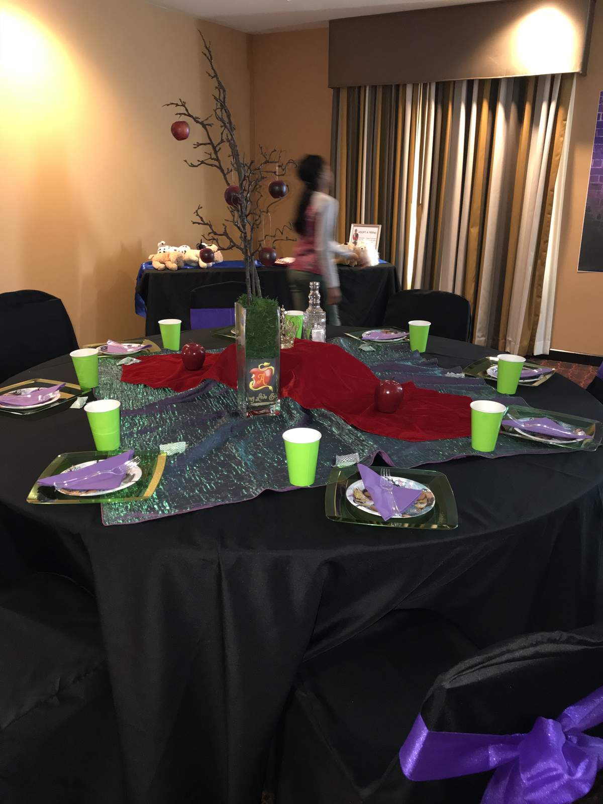 Anna’s Descendant Bash - Descendants