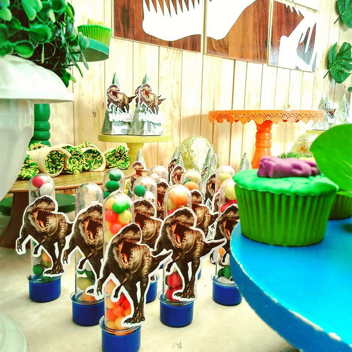 Dinosaur birthday party - DINOSAURIOS