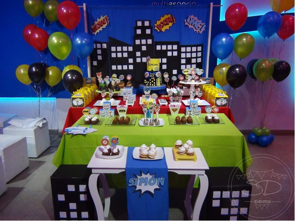 Super Simón cumple 1! - Superheroes