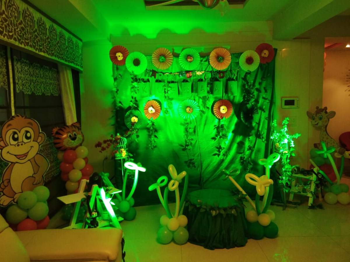 Jungle themed birthday party - Jungle