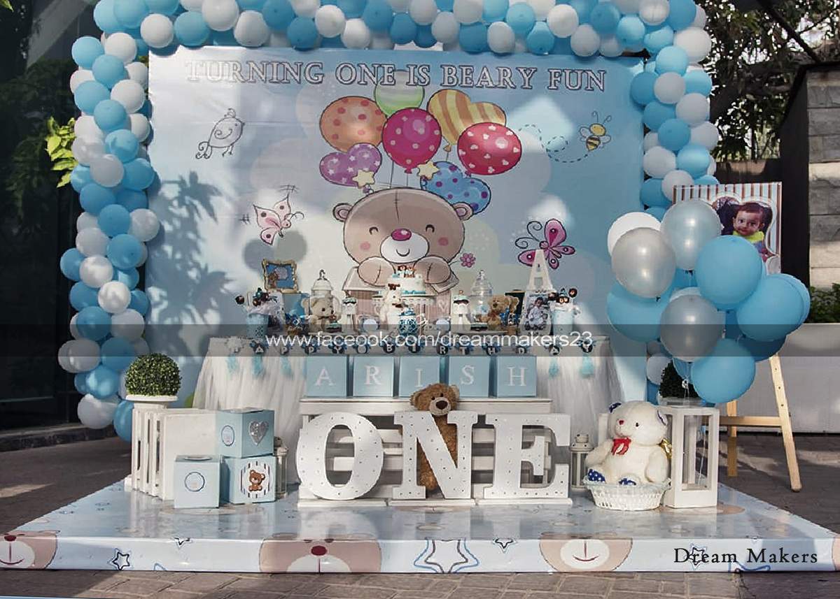 Bear themed 1st birthday party - Teddy Bear