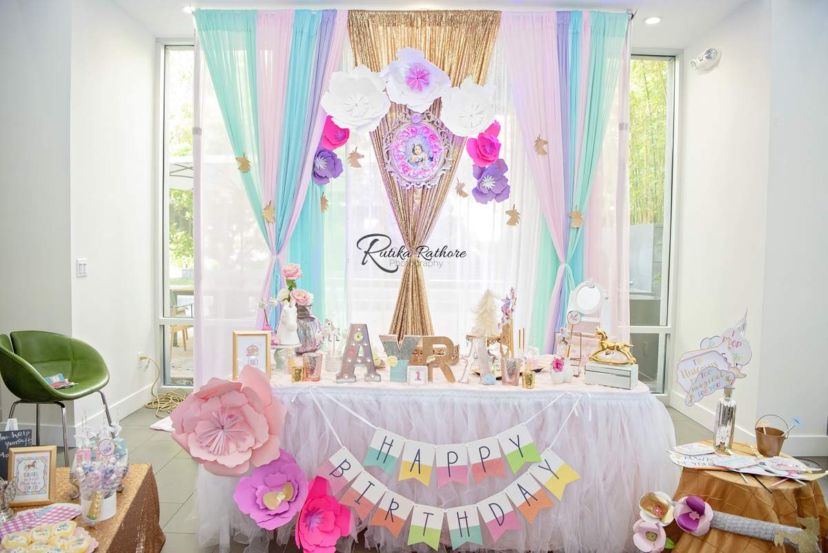 Ayra's Dazzling Rainbow Party:'I believe in magic' - Unicorn