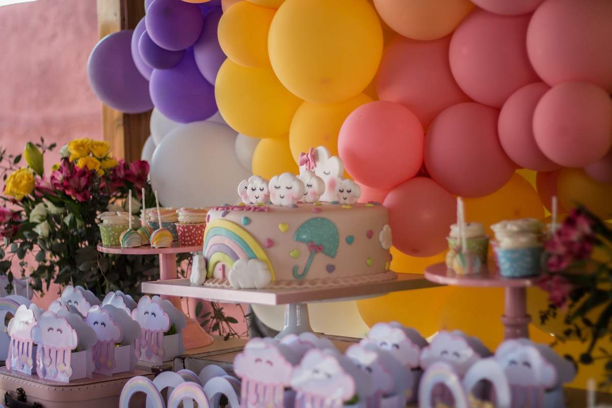 Primer Añito de Alondra con arcoiris y nubes  - Rainbows