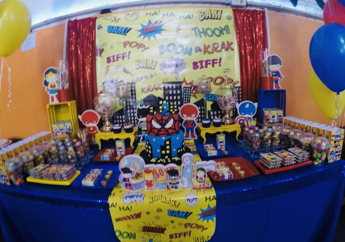 Superhero birthday party - Súper heros