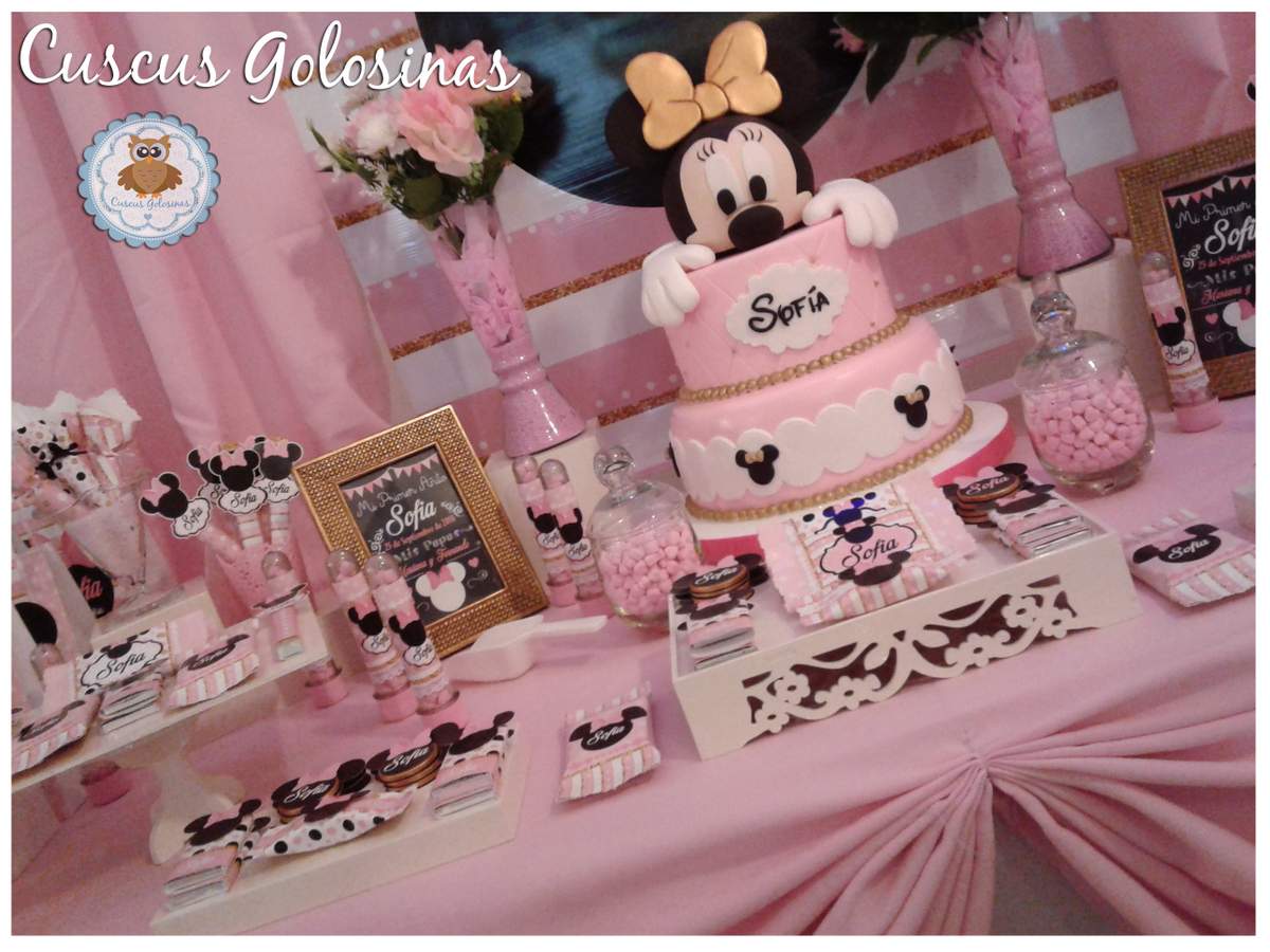 Sofia's Minnie Mouse birthday party - Minnie