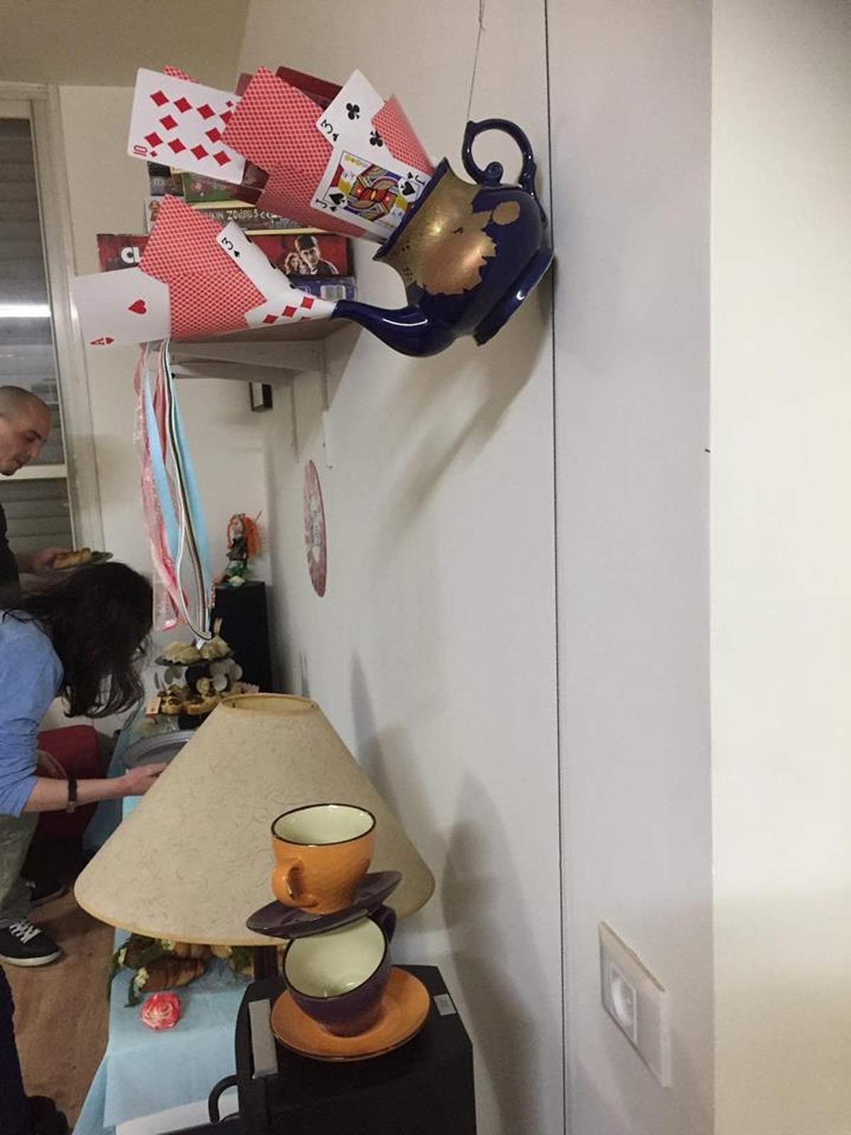 Alice in Wonderland Birthday party - Alice in Wonderland