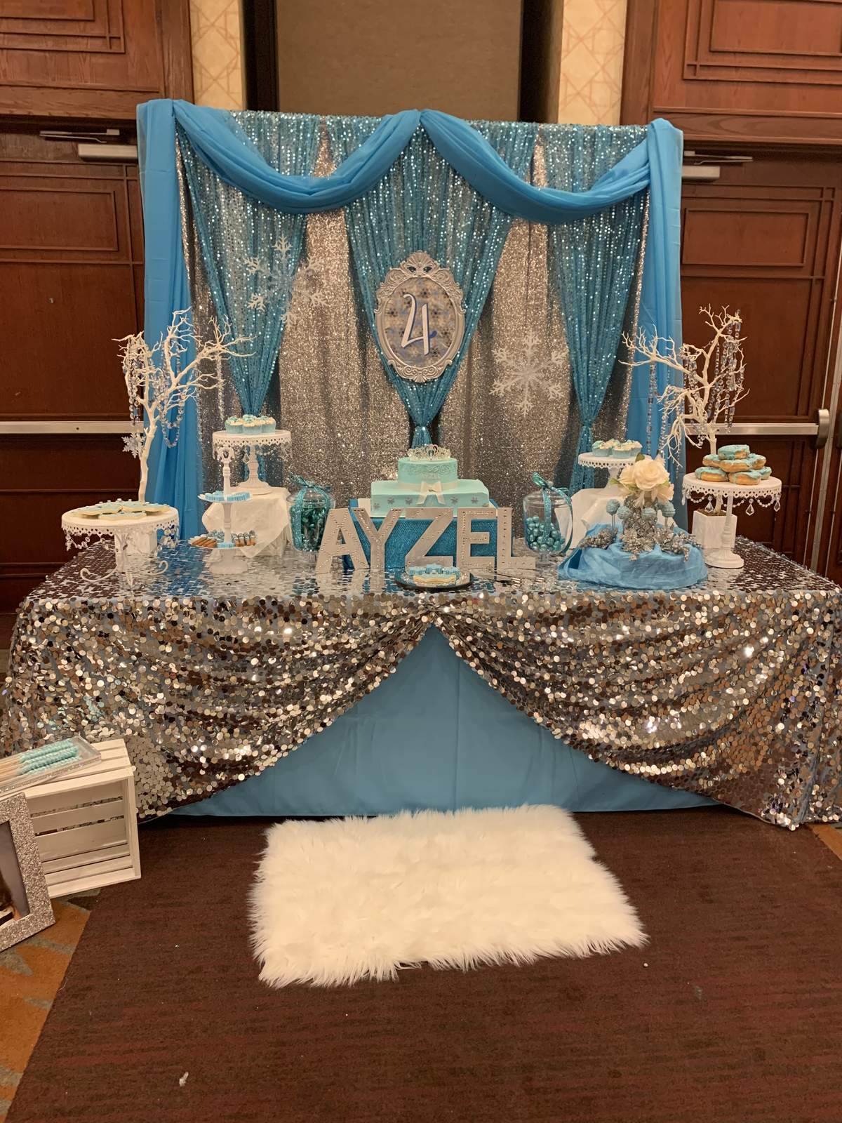 Frozen Bash - Frozen (Disney)