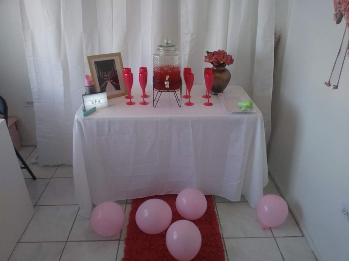 Kamila Vigo Runway Spa Party - Runway Spa