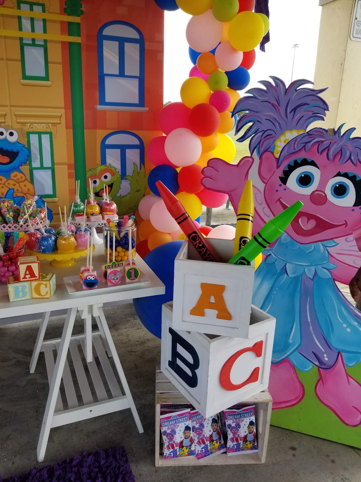 Dream's 1st Sesame Street Party  - Sesame Street 