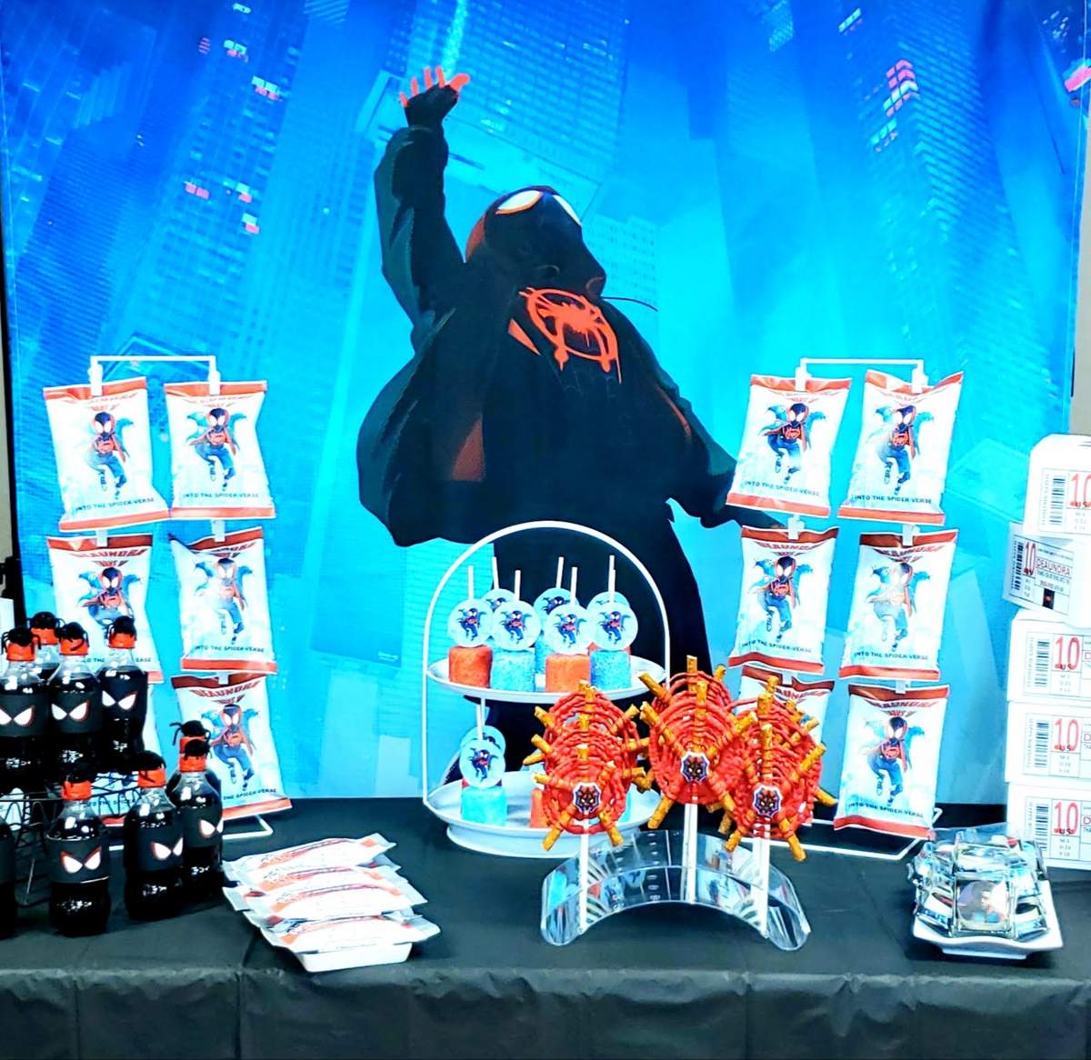 Step Into The Spider-verse! - Spiderman
