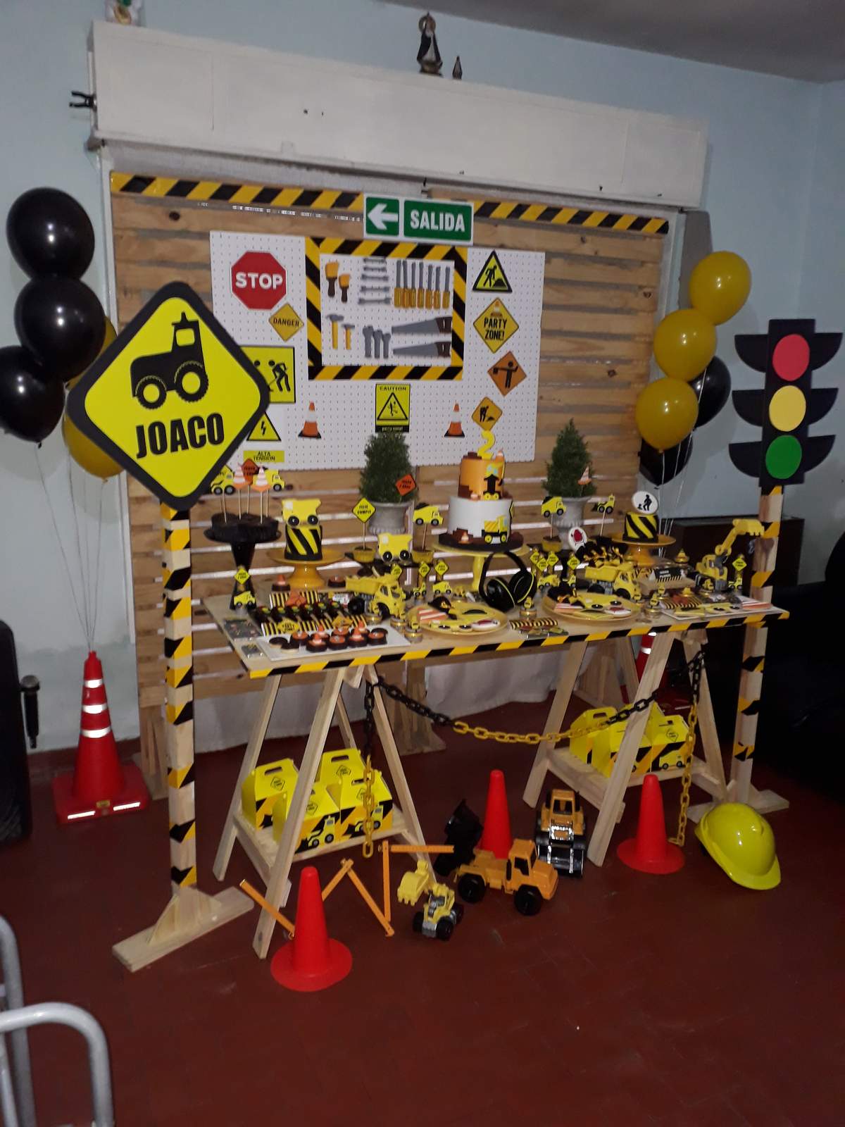 Joaquín The Builder birthday party - Construccion
