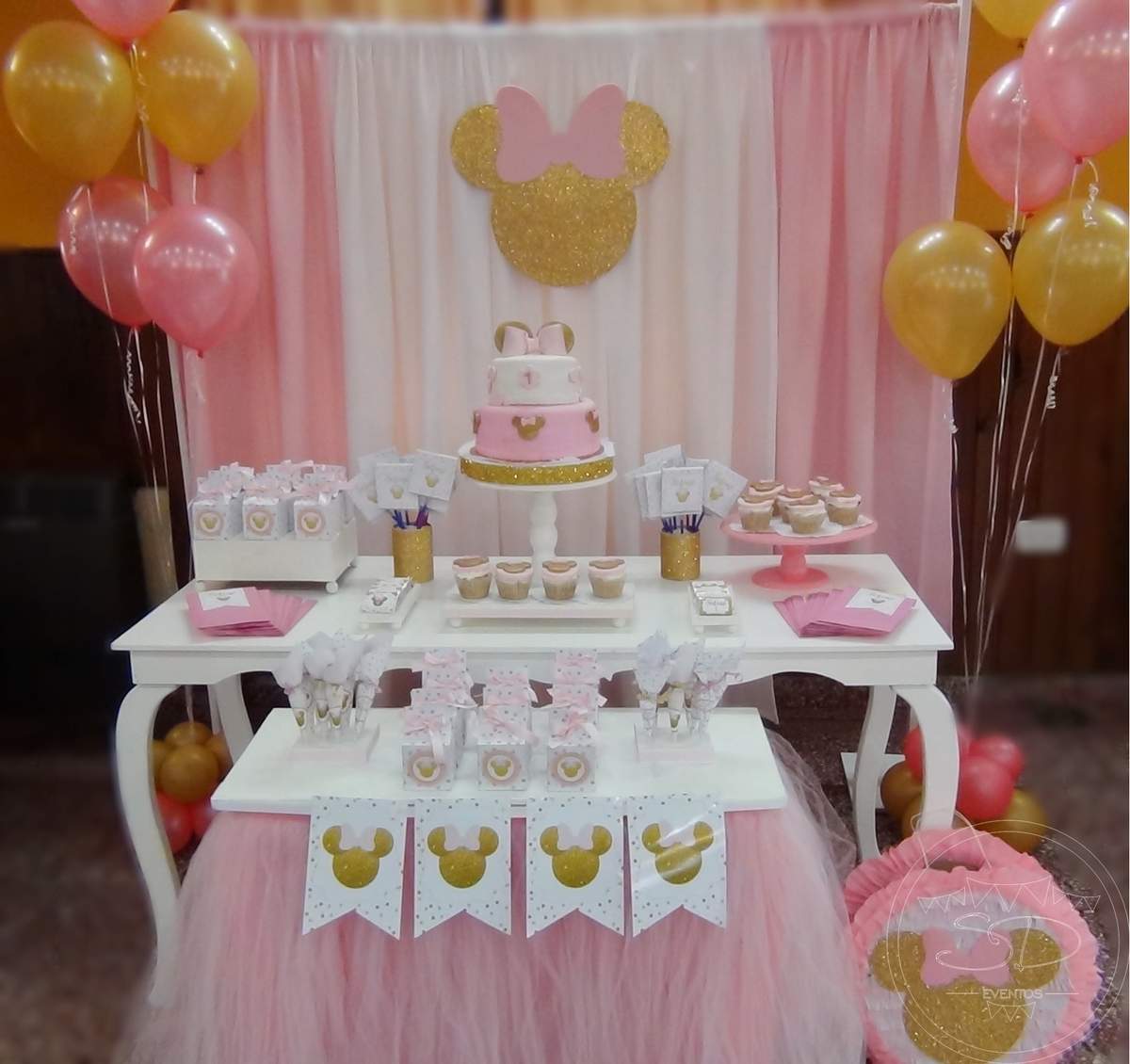 Selene's Minnie Mouse birthday party - Minnie Mouse
