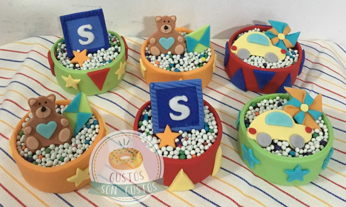 Stefano's Toy themed 1st birthday party - Almacén de juguetes 