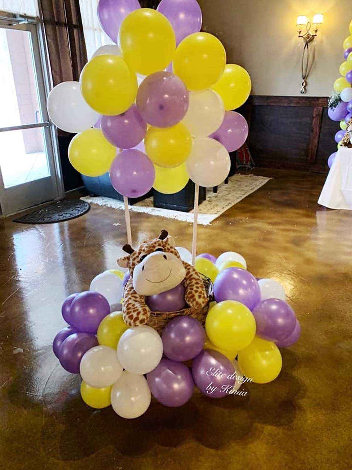 Giraffe baby shower  - Giraffe