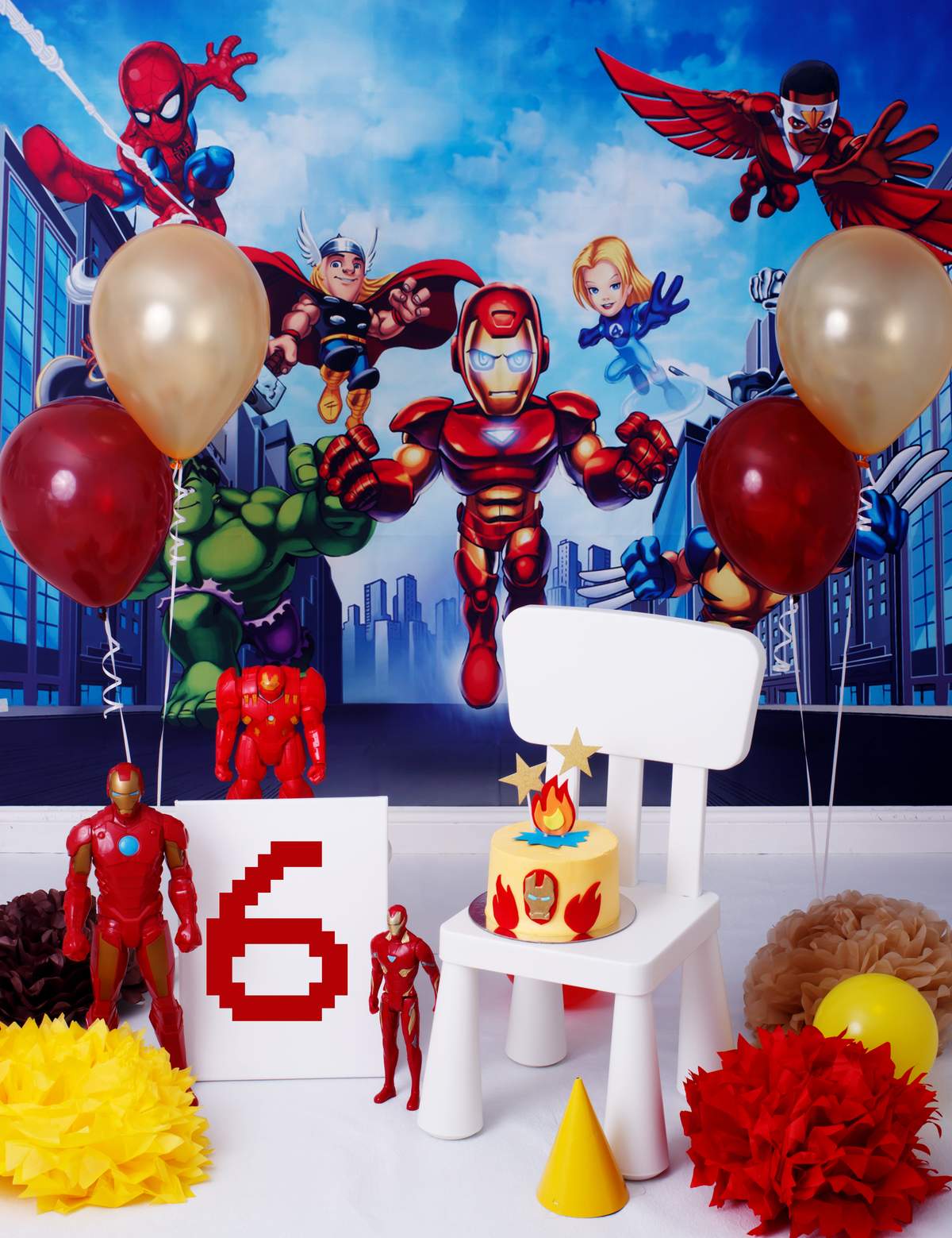 Superhero Burthday Party - Superheroes