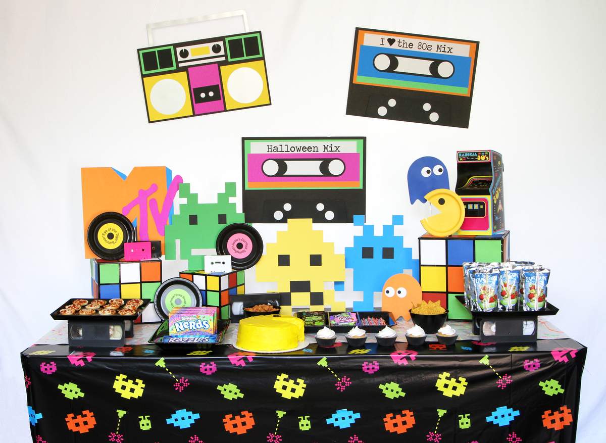 1980's / Halloween "80s Costume Party" | Catch My Party