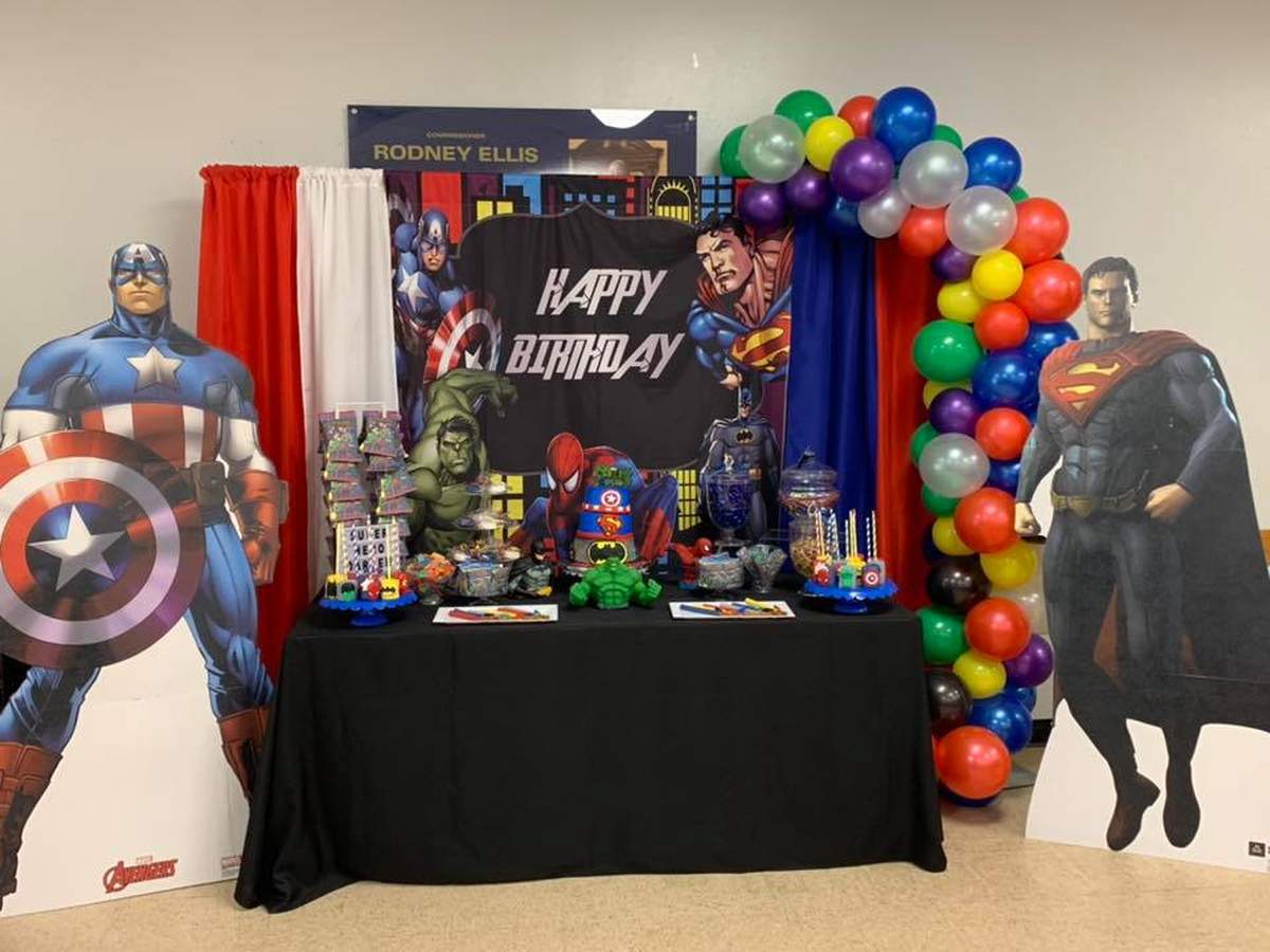 D'arrien Super Hero Party  - Super Heros