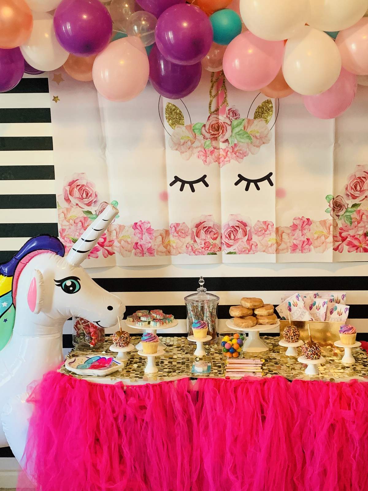 A’Myrahs Mini Unicorn Party - More Unicorns