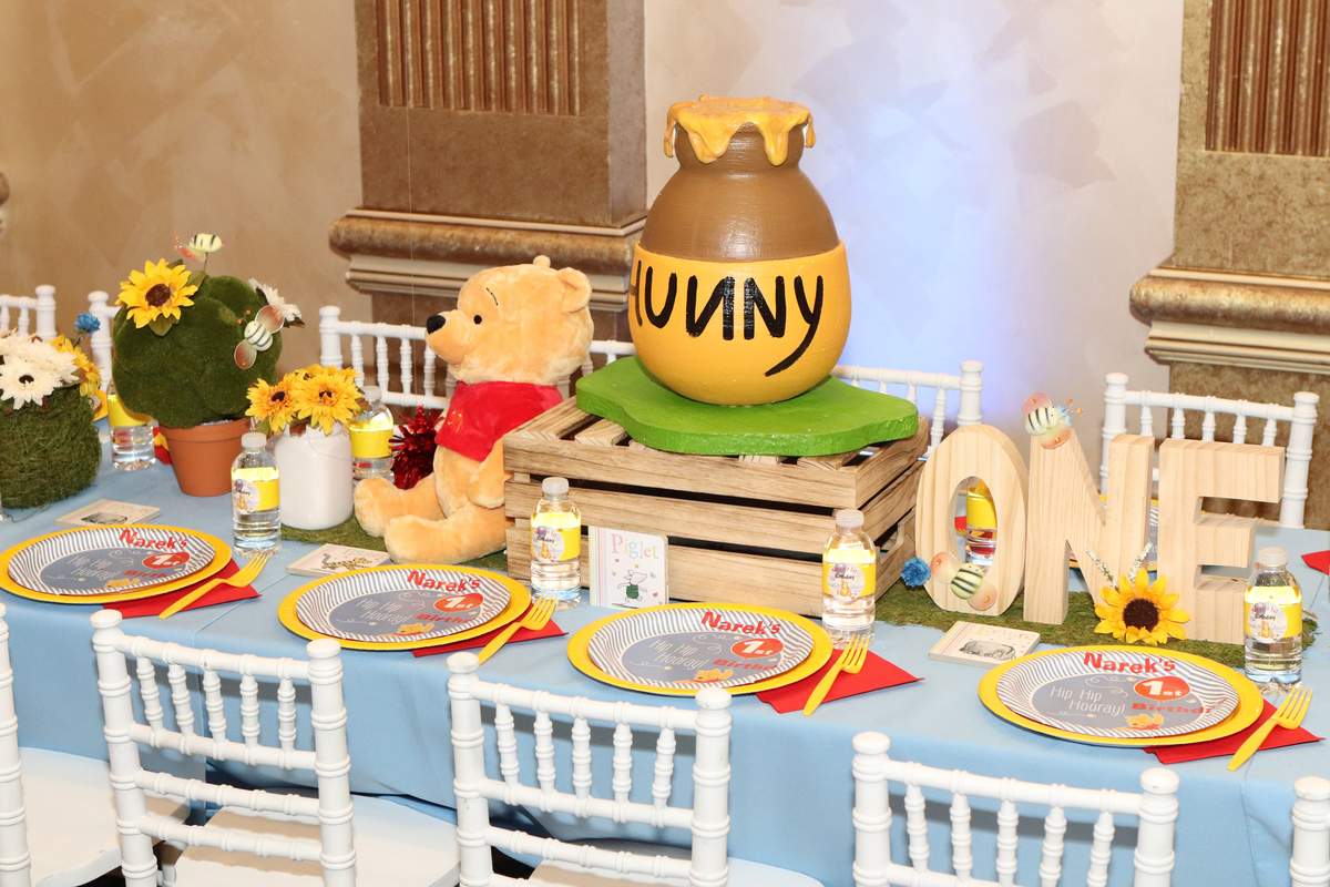 Winnie the Pooh Birthday Party Ideas | Photo 13 of 17 | Catch My Party