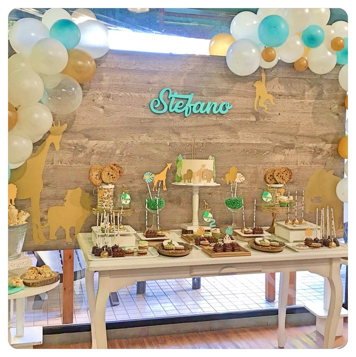 Safari / Birthday "Safari Gold Party" Catch My Party