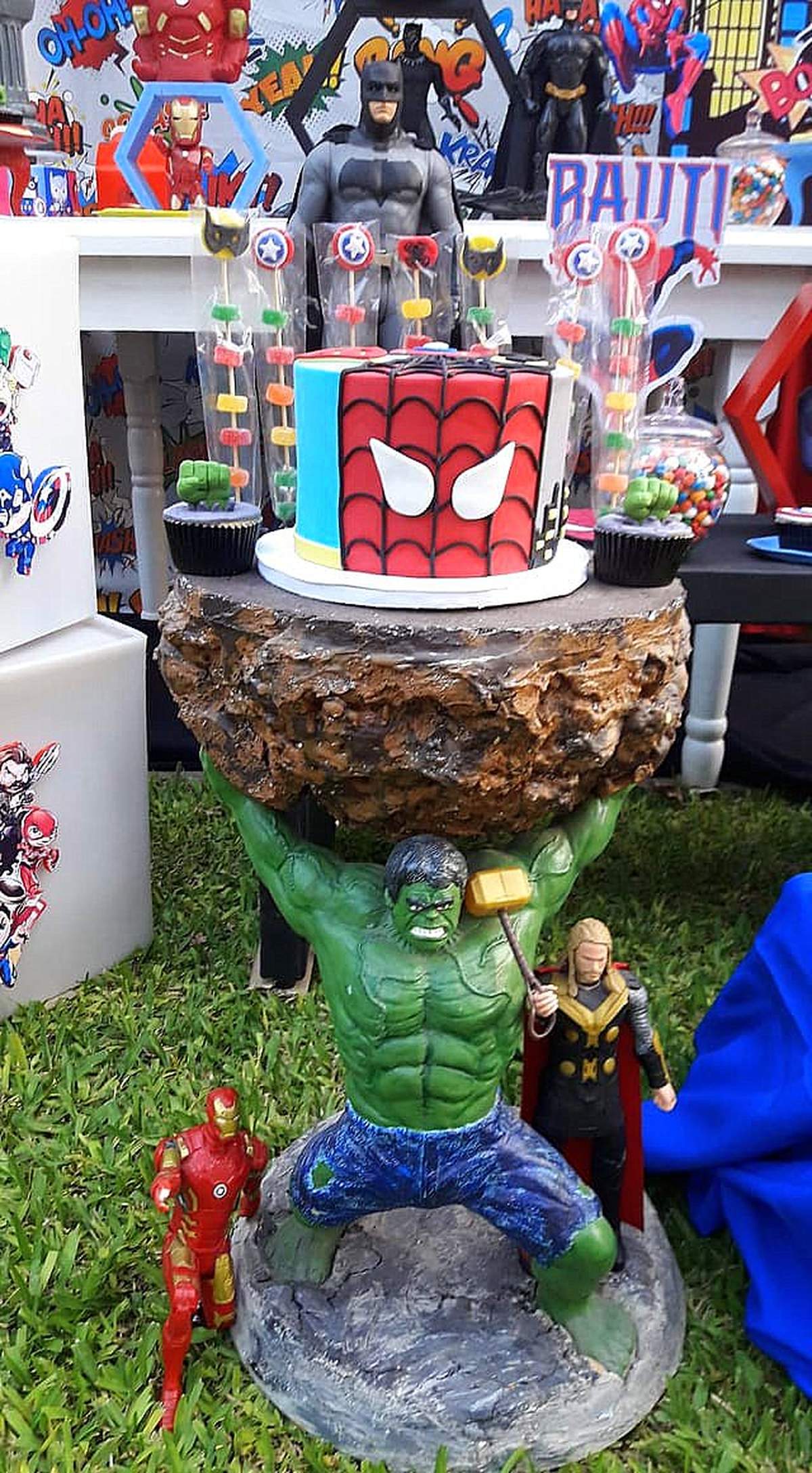 Superheroes are my friends - Superheroes