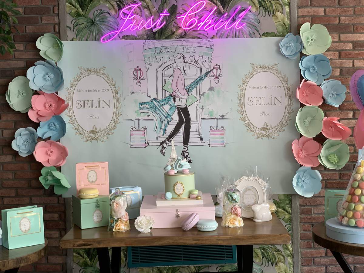 La Duree Selin - La Duree and macaron 