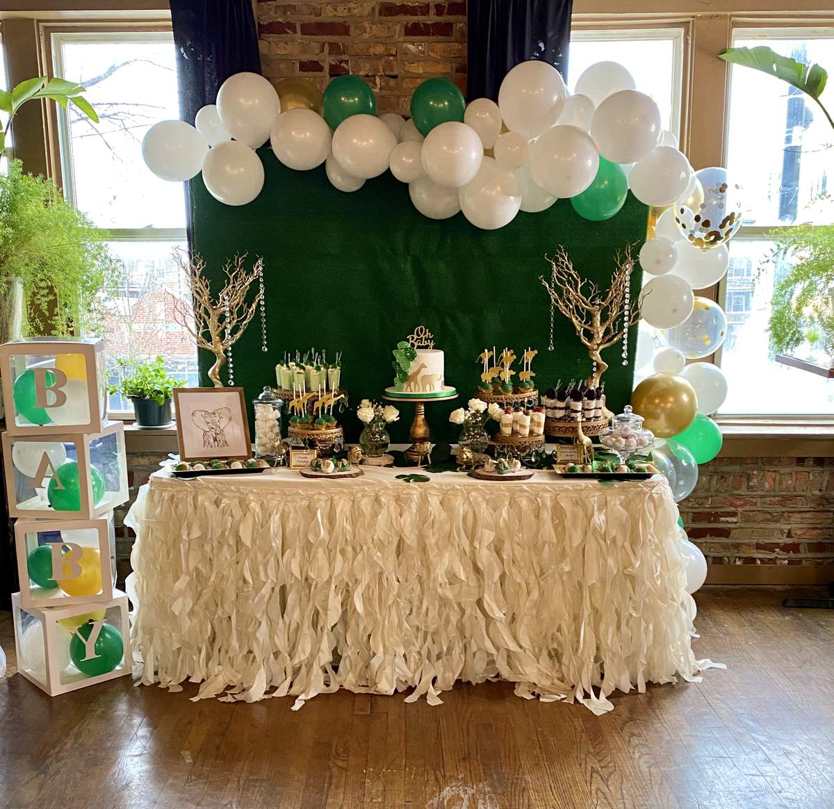 Jungle Glam Baby Shower  - Jungle Safari 